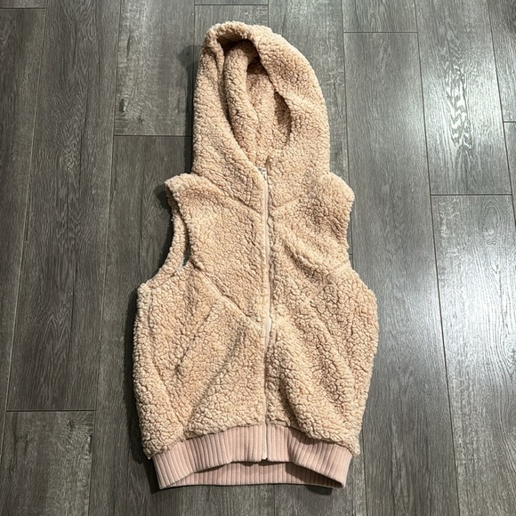 prAna  Vapor Permafrost Hooded fleece Vest Women’s size M - Picture 2 of 5